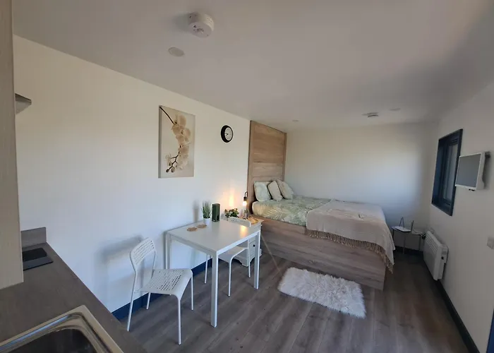 Bed and breakfast Pond Hazel With Hot Tub